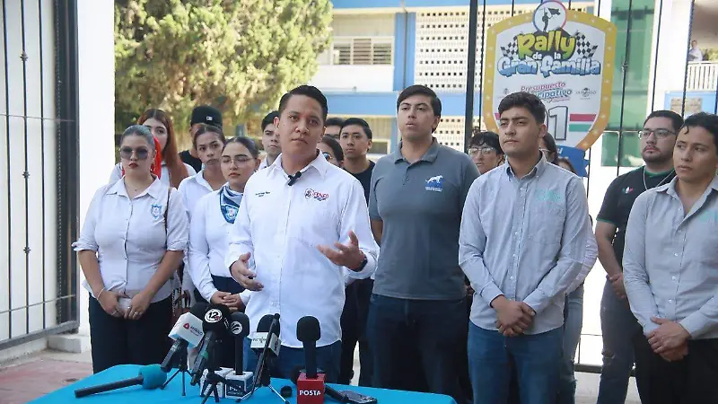 Normalistas de Durango exigen tarifa preferencial los domingos y advierten represalias